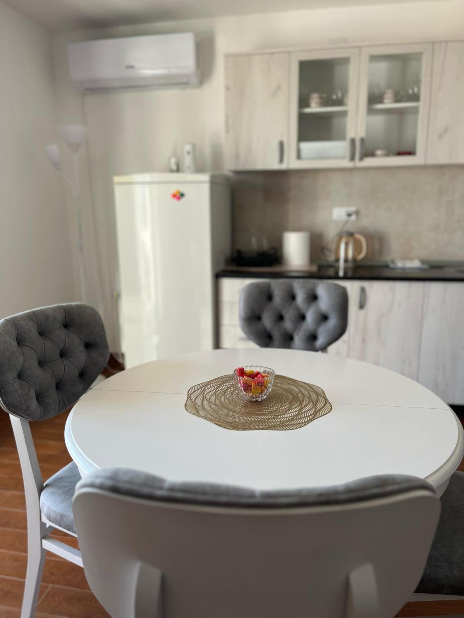 Surcin Apartment Ledine Εξωτερικό φωτογραφία