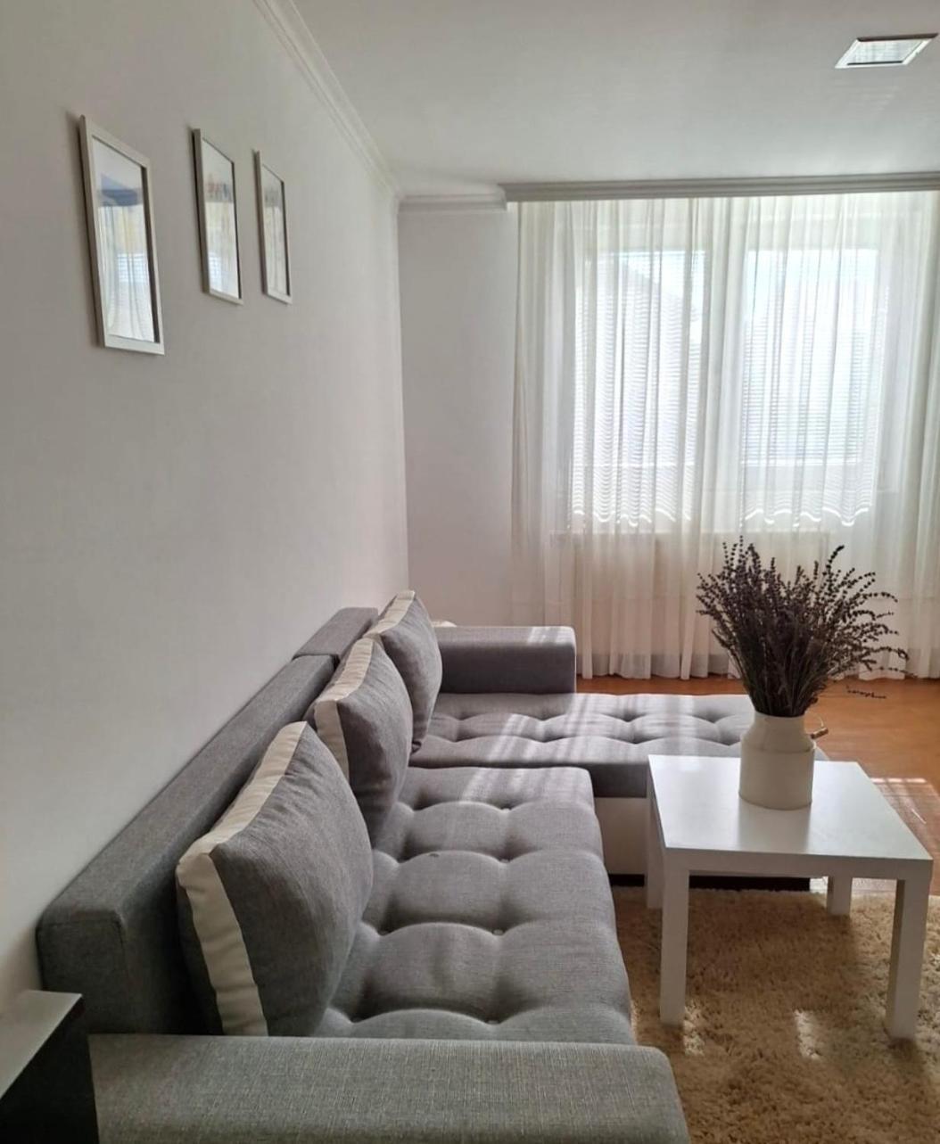 Surcin Apartment Ledine Εξωτερικό φωτογραφία